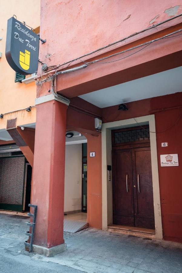 Residenza Due Torri Check In Presso Hotel Centrale Vicolo Cattani 7 ボローニャ エクステリア 写真
