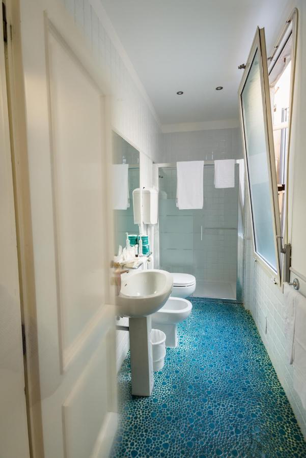Residenza Due Torri Check In Presso Hotel Centrale Vicolo Cattani 7 ボローニャ エクステリア 写真