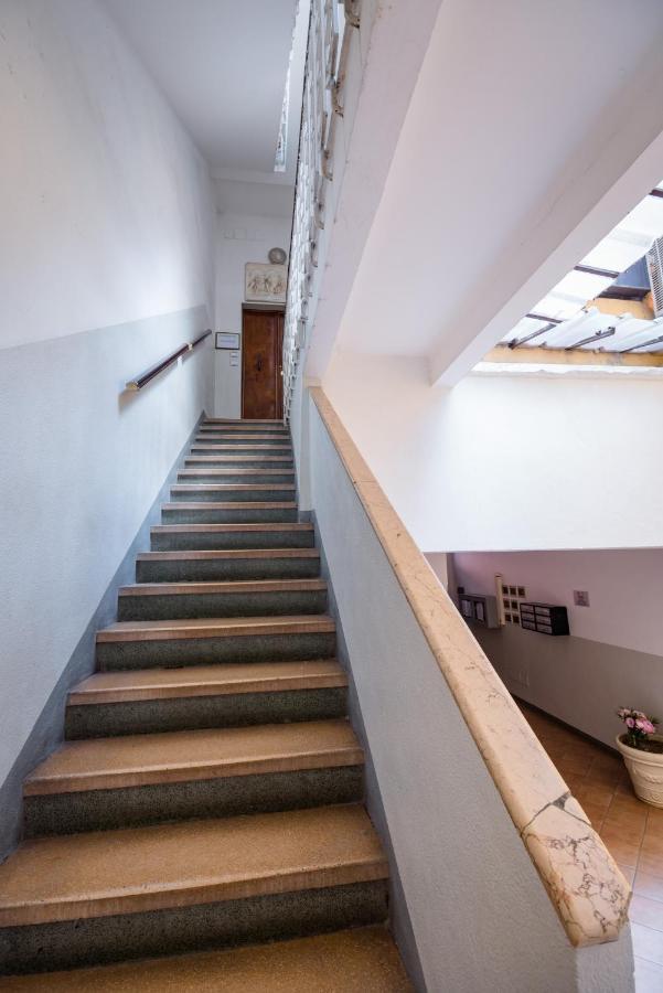 Residenza Due Torri Check In Presso Hotel Centrale Vicolo Cattani 7 ボローニャ エクステリア 写真