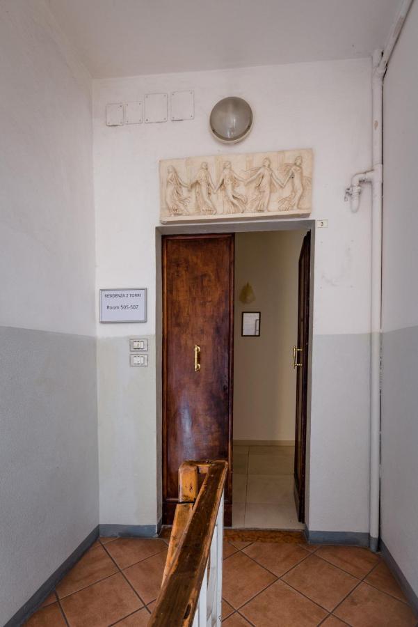 Residenza Due Torri Check In Presso Hotel Centrale Vicolo Cattani 7 ボローニャ エクステリア 写真
