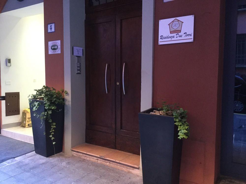 Residenza Due Torri Check In Presso Hotel Centrale Vicolo Cattani 7 ボローニャ エクステリア 写真