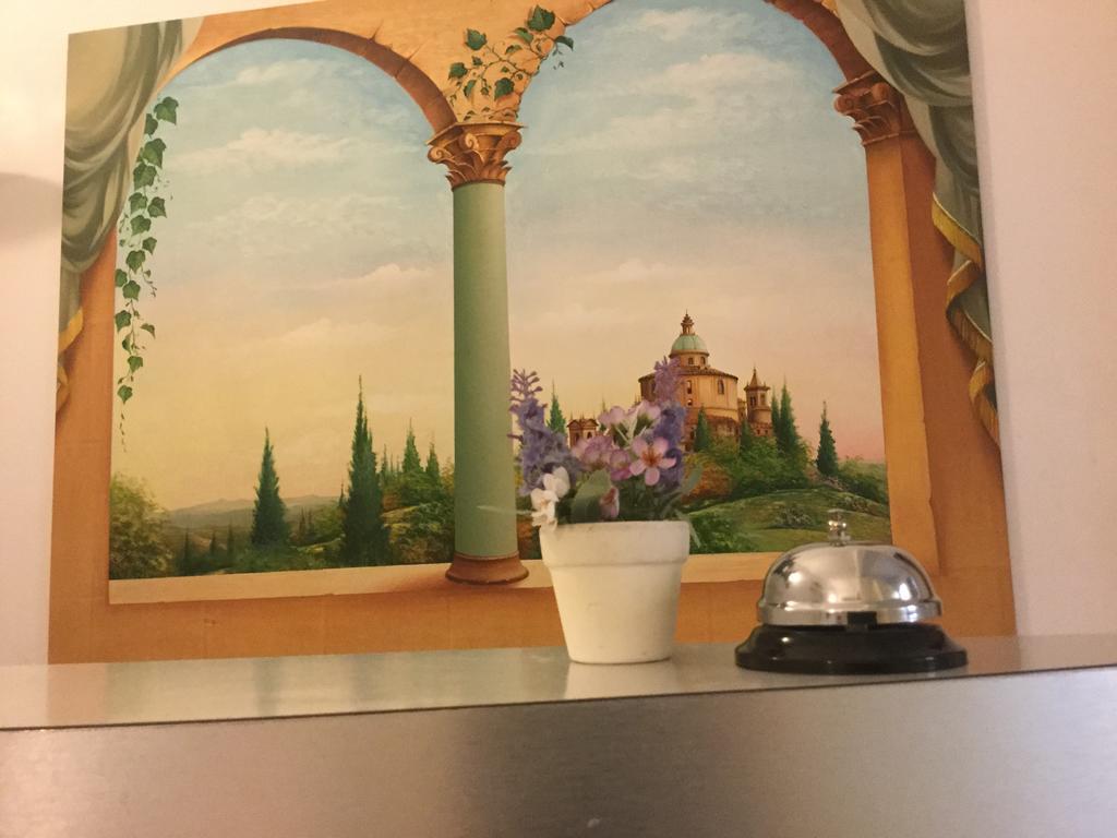 Residenza Due Torri Check In Presso Hotel Centrale Vicolo Cattani 7 ボローニャ エクステリア 写真